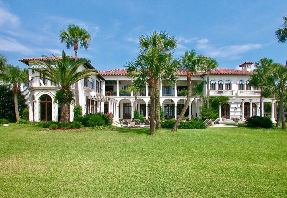 Exterior cottage 8 Sea Island luxury home oceanfront