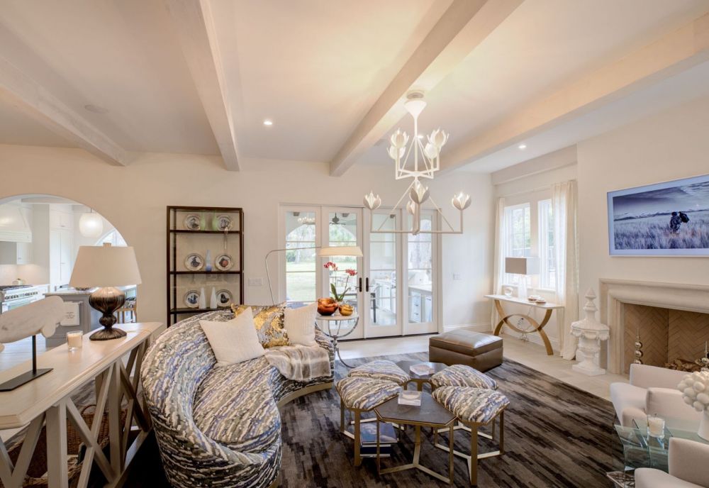 Lake Cottages Sea Island Interior