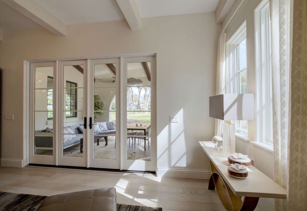 Glass doors to patio Sea Island