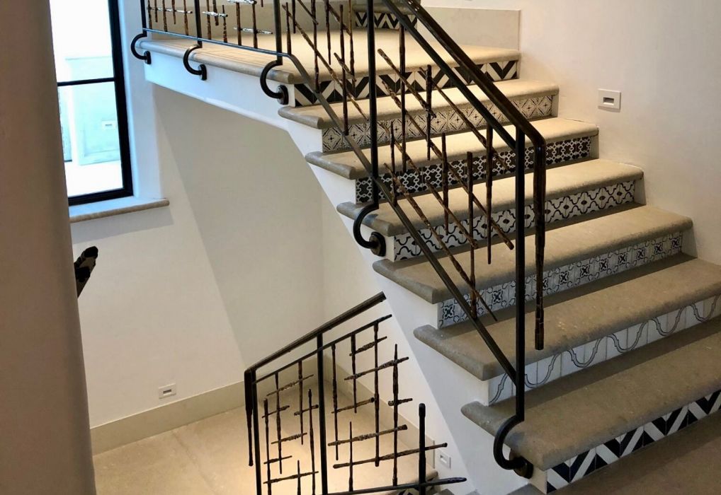 Custom staircase Sea Island