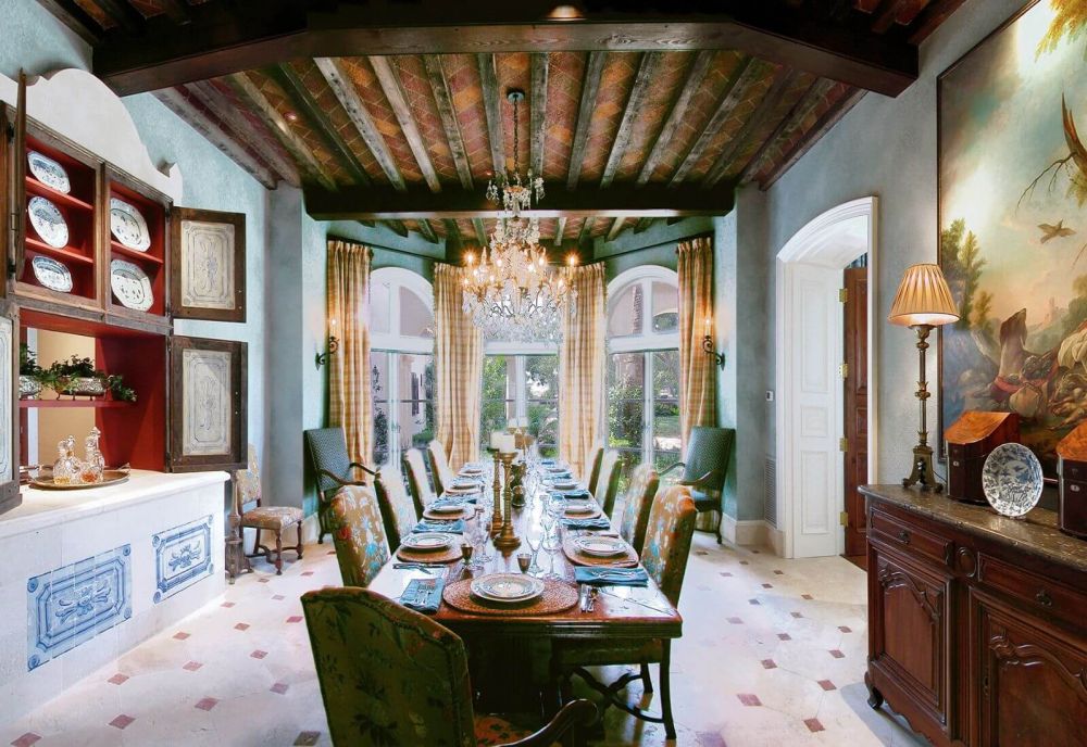 luxury dining room sea island home